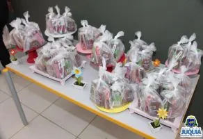 Entrega de Kit's Escolares e Kit Lanche para os Alunos da Rede Municipal