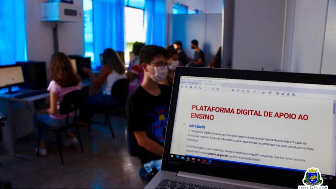 Estagiários da Secretaria de Educação Realizam Treinamento para Plataforma Digital de Apoio ao Ensino 